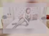 Watch cammodel MadamMoreau: Nails