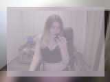 Welcome to cammodel profile for QueenVikiX: Kissing