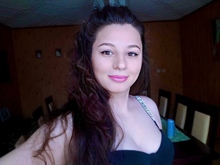 View LovelyRainbow profile in Long Term or Marriage category