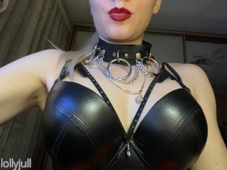 Visit lollyjull profile