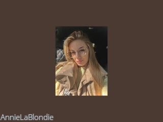 Visit AnnieLaBlondie profile