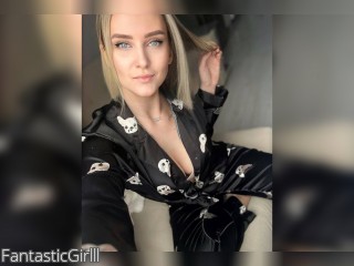 View FantasticGirlll profile in Girls - A Little Shy category
