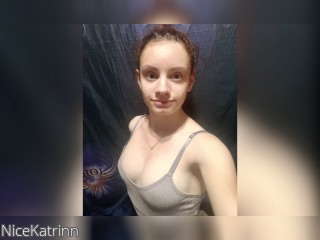 Visit NiceKatrinn profile