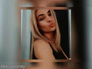 Visit AleksaHoney profile