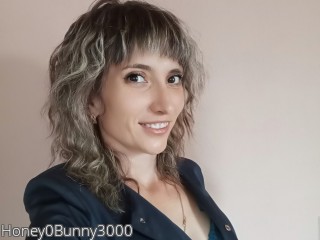 Visit Honey0Bunny3000 profile