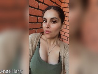 Visit AngelHarly profile