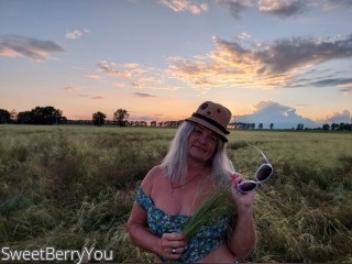 Visit SweetBerryYou profile