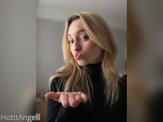 Visit HotttAngelll profile
