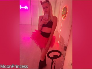 Visit MoonPrincess profile