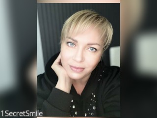 Visit 1SecretSmile profile
