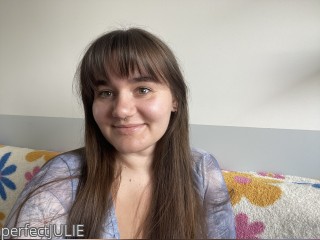Visit perfectJULIE profile