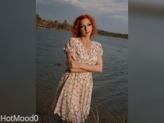 View HotMood0 profile in Girls - Not So Shy category