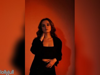 Visit lollyjull profile