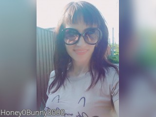 View Honey0Bunny3000 profile in Long Term or Marriage category