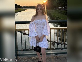 Visit VikiHoney profile