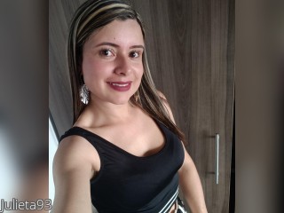 Visit Julieta93 profile