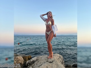Visit Lollipop25 profile