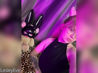 Visit LesleyEve profile