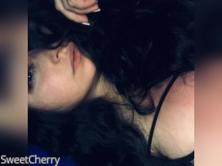 View SweetCherry profile in Make New Friends category