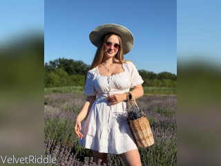 View VelvetRiddle profile in Make New Friends category