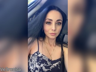 Visit Ve3ronica profile
