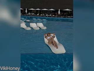 Visit VikiHoney profile