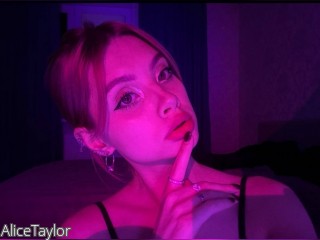 Visit AliceTaylor profile