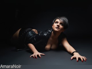 View AmaraNoir profile in Strip HiLo category