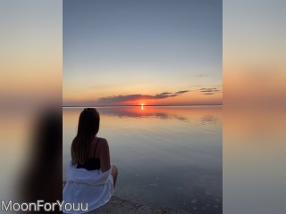 Visit MoonForYouu profile