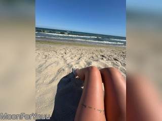 Visit MoonForYouu profile