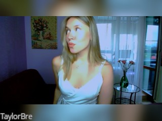 View TaylorBre profile in Strip HiLo category