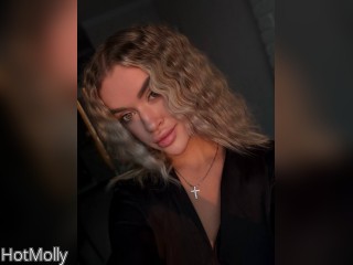 Visit HotMolly profile