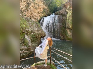 View AphroditeWOW profile in Girls - A Little Shy category
