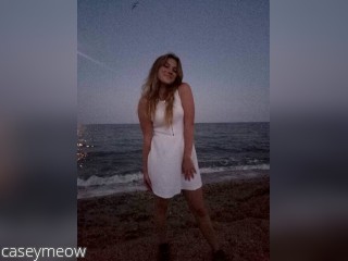 Visit caseymeow profile