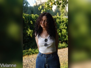 View Vivianne profile in Make New Friends category