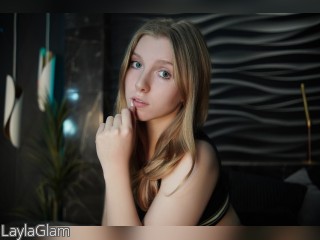 Visit LaylaGlam profile