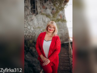 Visit Zyfirka312 profile