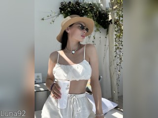Visit Luna92 profile
