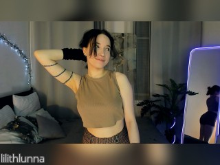 View lilithlunna profile in Strip HiLo category