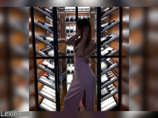 Visit LexiRose profile