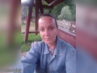 Visit wetladyjoy profile