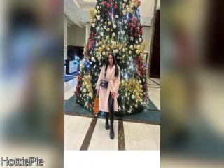 Visit HottiePie profile