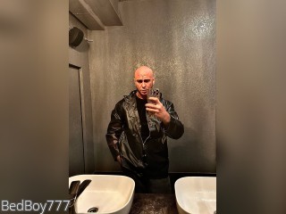 Visit bedboy777 profile