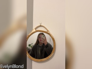 Visit EvelynBlond profile