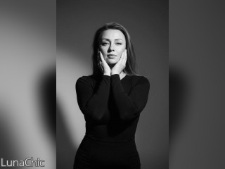 Visit LunaChic profile