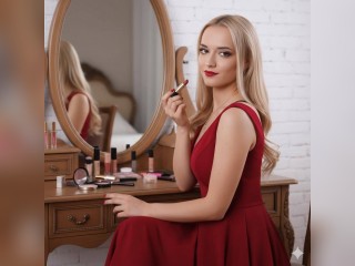 Visit lollyjull profile