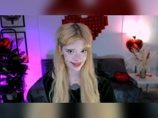 View SweetMell profile in Strip HiLo category