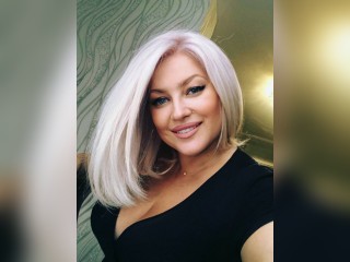 Visit LanaLove profile