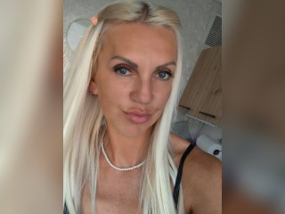 Visit CherryBlond profile