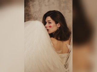 View MagicGirl53353 profile in Girls - A Little Shy category